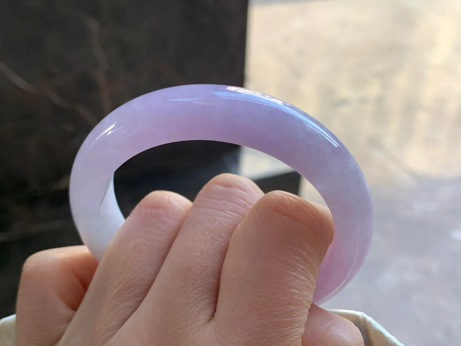 53.5-12.4-8.3

紫罗兰手镯^_^玉质温润 细腻