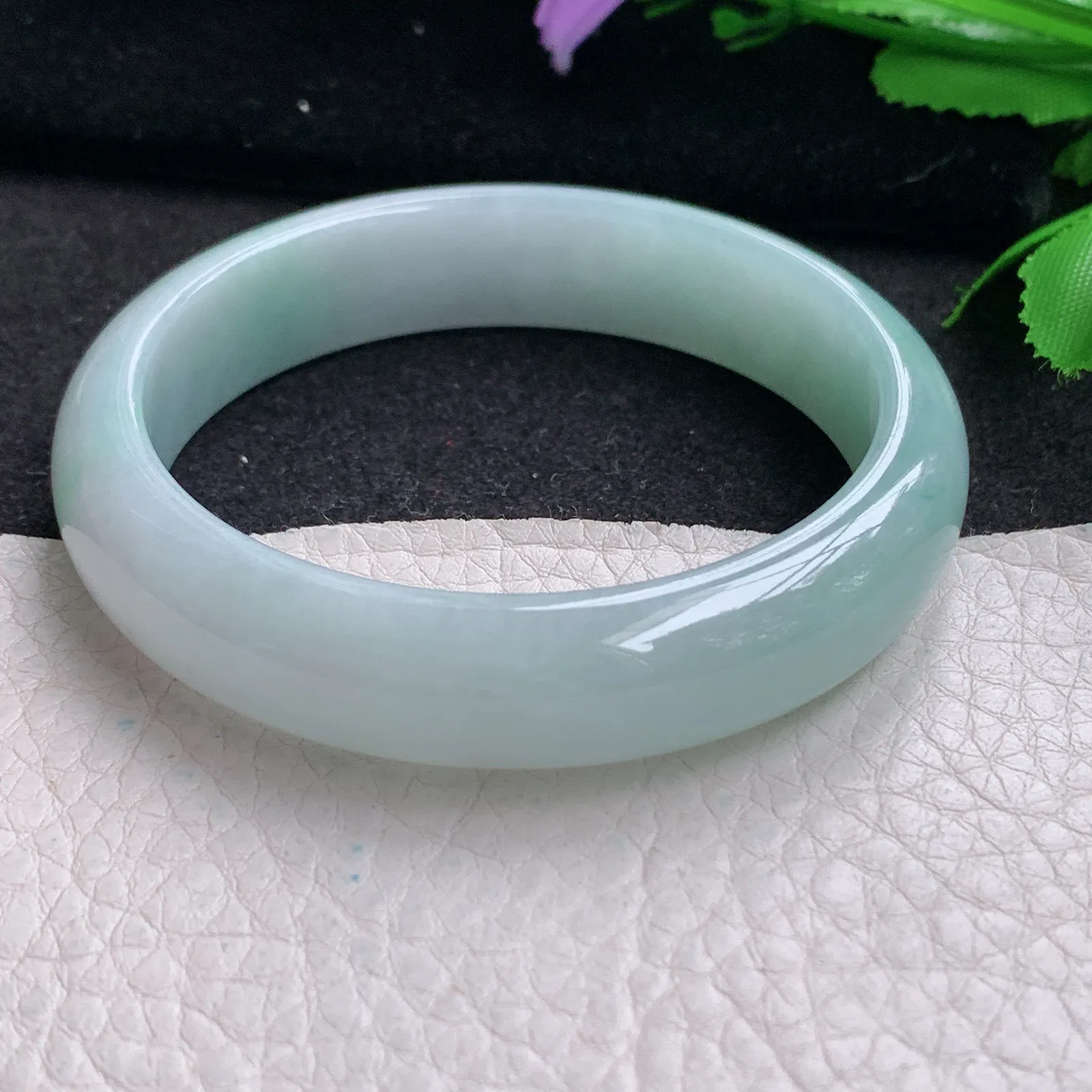 nr实拍54.6*13*7平安镯 缅甸翡翠手镯精美淡绿宽边玉镯子 玉手环