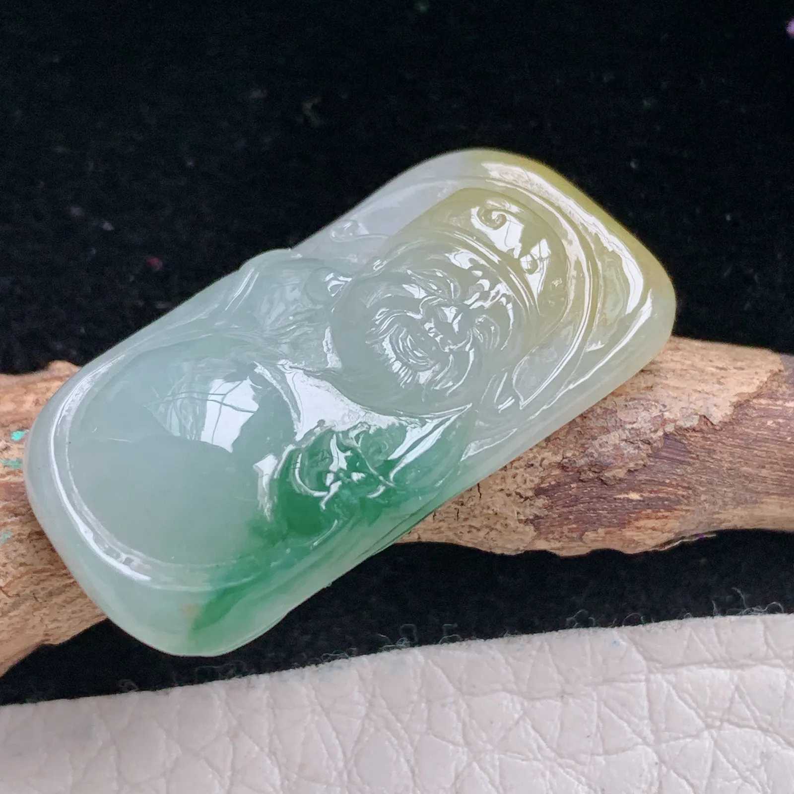 lz实拍32.2*16*6.5缅甸翡翠精雕冰三彩财神 财爷玉吊坠 玉挂坠