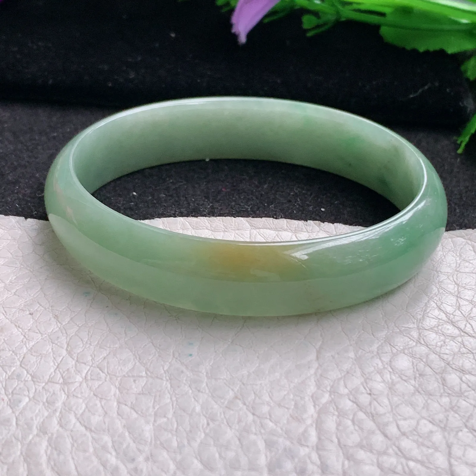 ee实拍56*52*12.2*5.2贵妃镯 缅甸翡翠精美黄加绿细润椭形玉手镯 玉手环