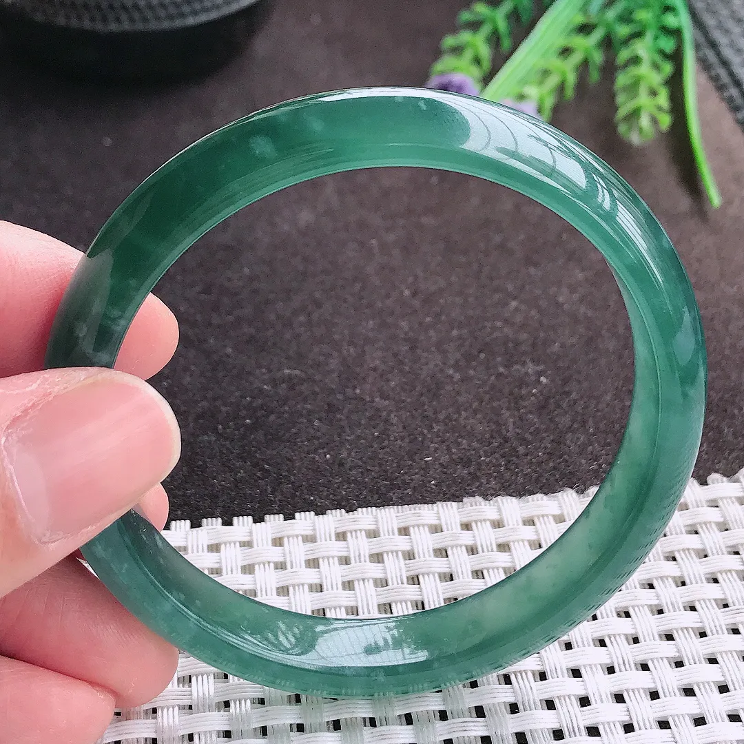 实拍A货翡翠57.5/10.9/3.8老坑冰胶水灵满色蓝韵手镯宽边翡翠玉镯女款