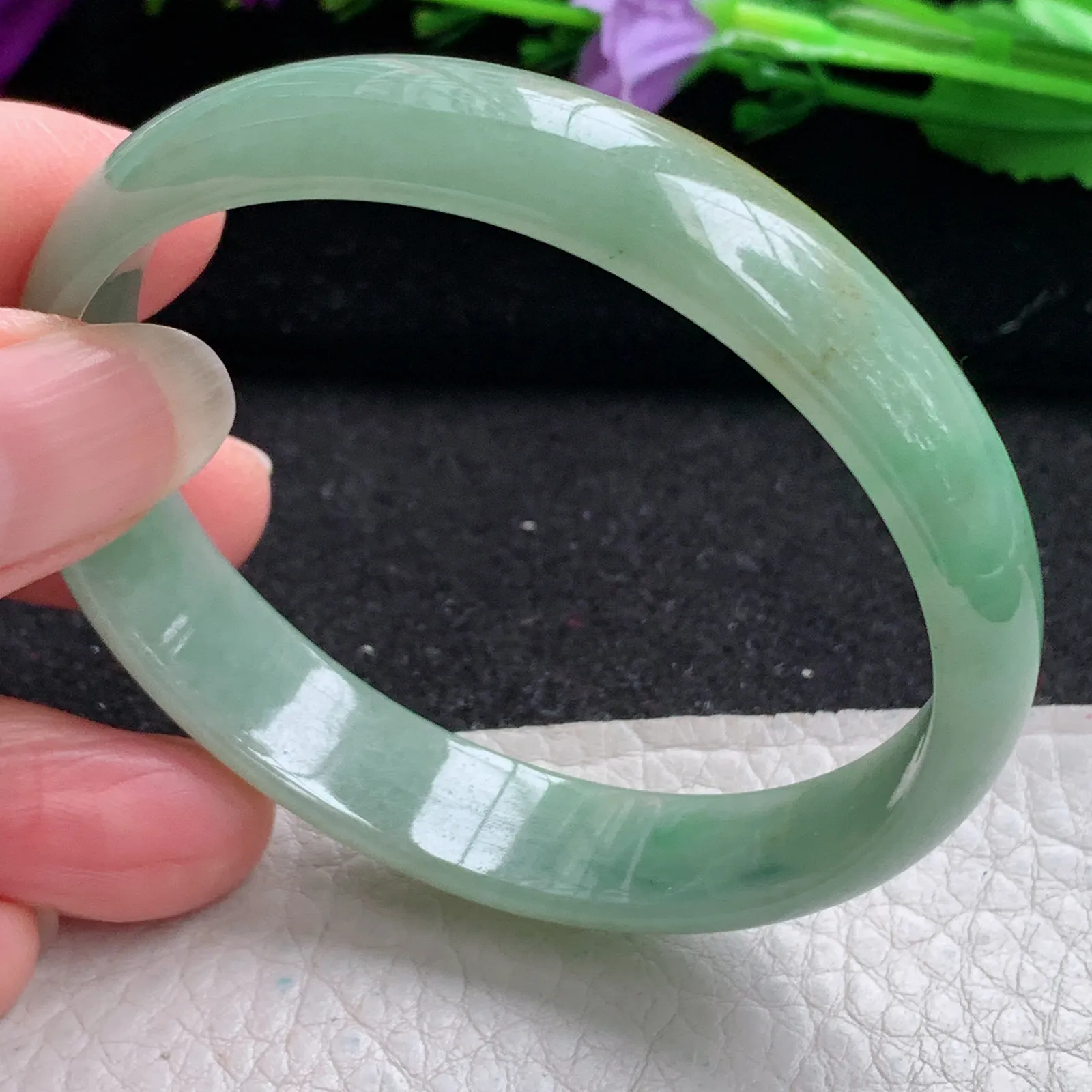 ee实拍56*52*12.2*5.2贵妃镯 缅甸翡翠精美黄加绿细润椭形玉手镯 玉手环