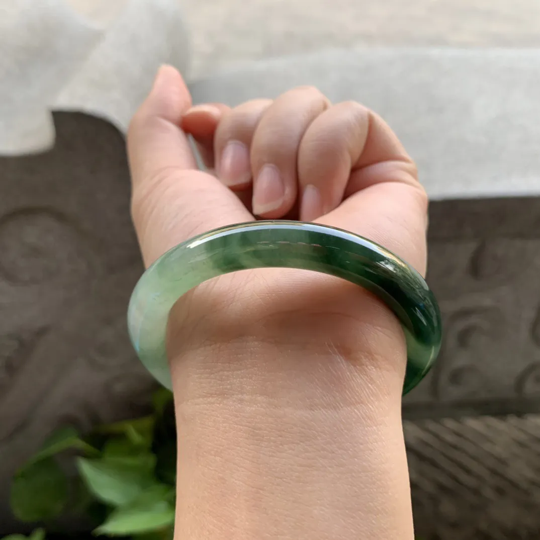 小圈口52.8-8.9 【油绿圆条手镯】圆条52 53可戴