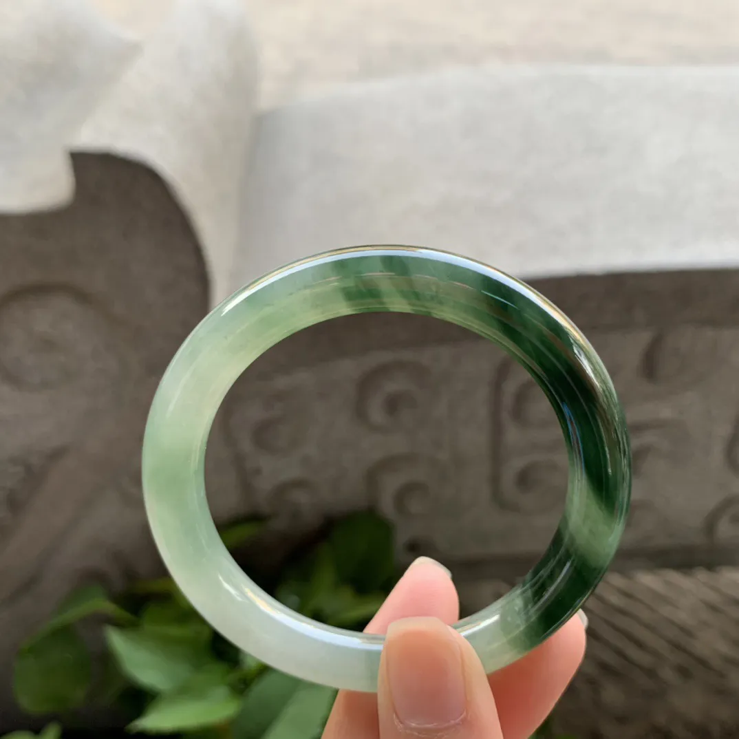 小圈口52.8-8.9 【油绿圆条手镯】圆条52 53可戴