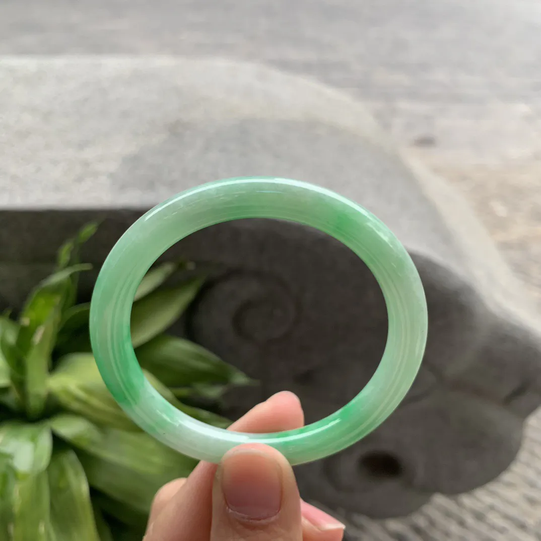小圈口52.4-6.8 【飘绿圆条手镯】圆条52 53可戴