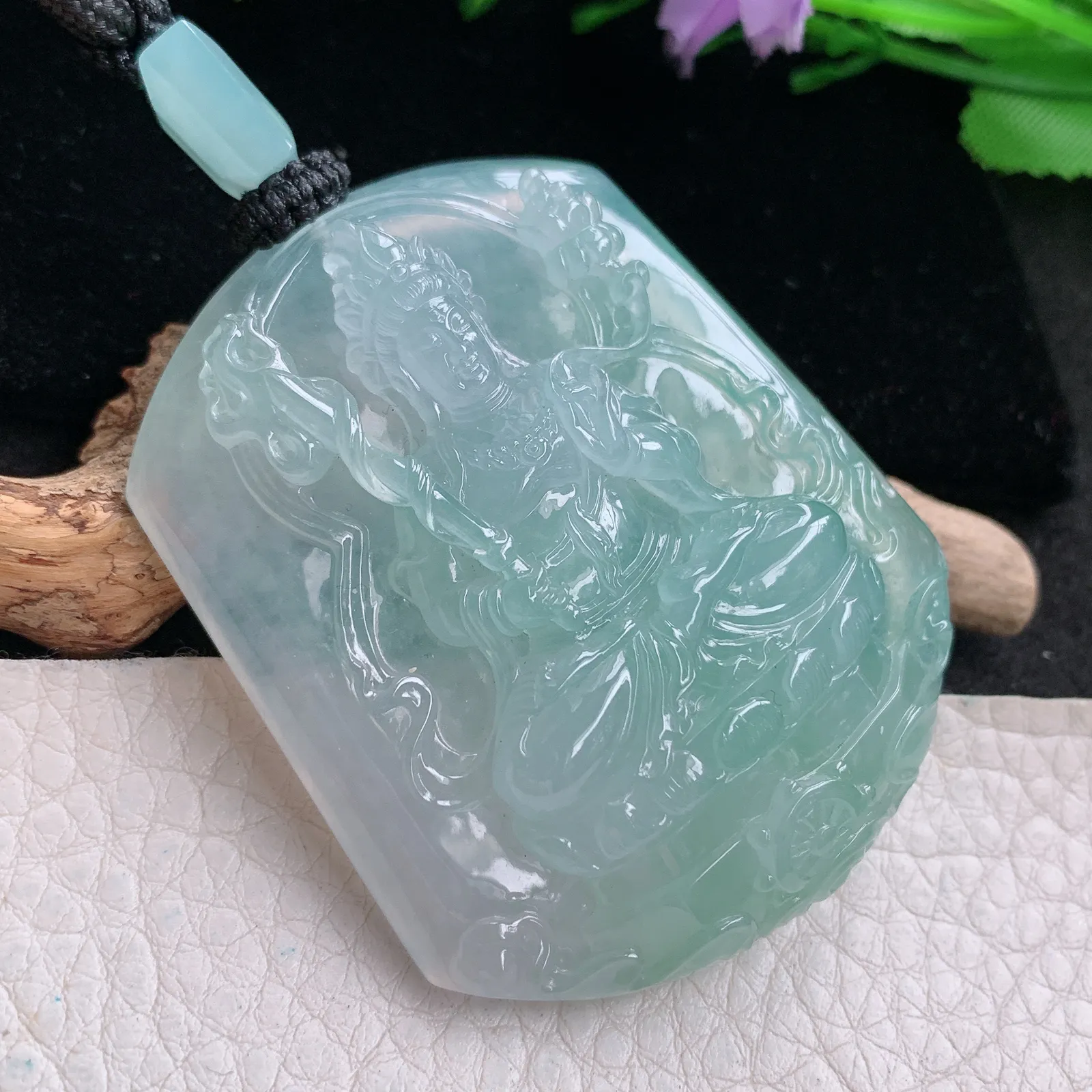 yl实拍56.4*47*11.8缅甸翡翠精雕冰绿虚空藏 生肖守护神玉吊坠 玉挂坠