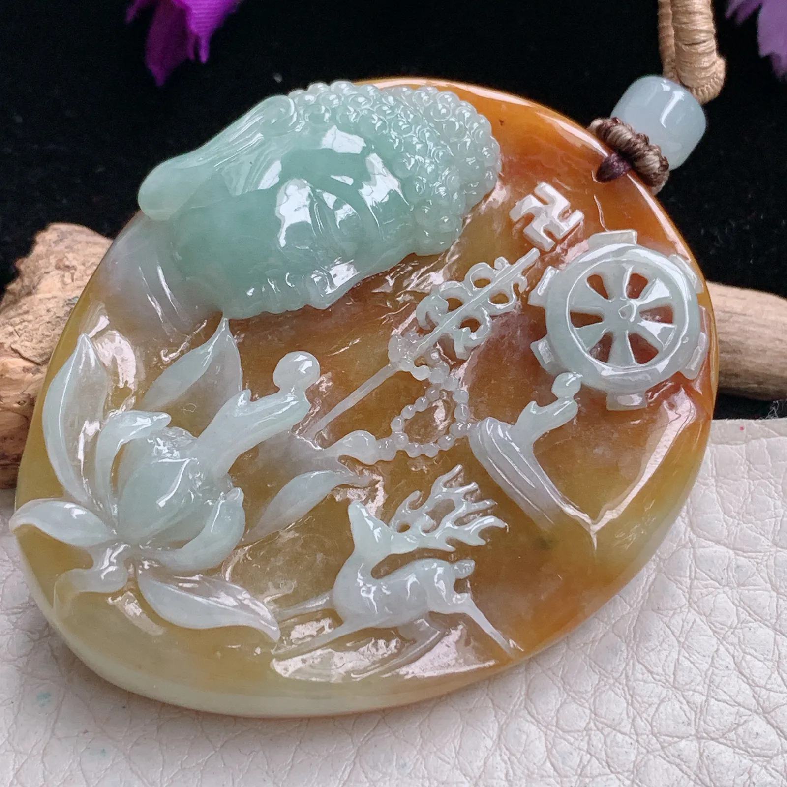 csy实拍59.5*48.8*13.8缅甸翡翠特色巧雕花开见佛 佛祖玉吊坠 玉挂坠