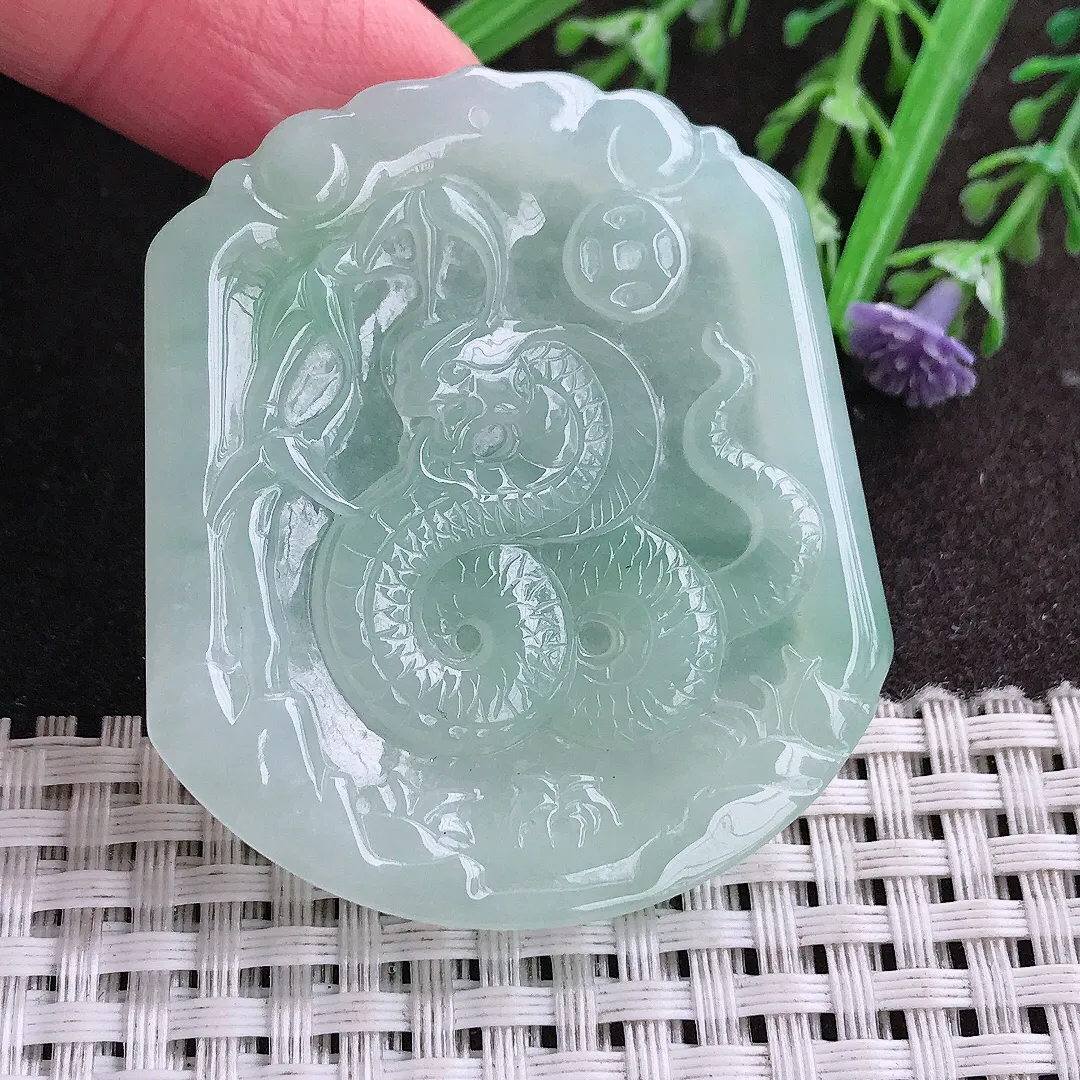 实拍A货翡翠50.8/45/5老坑冰胶水灵冰晴绿生肖蛇牌吊坠翡翠挂件