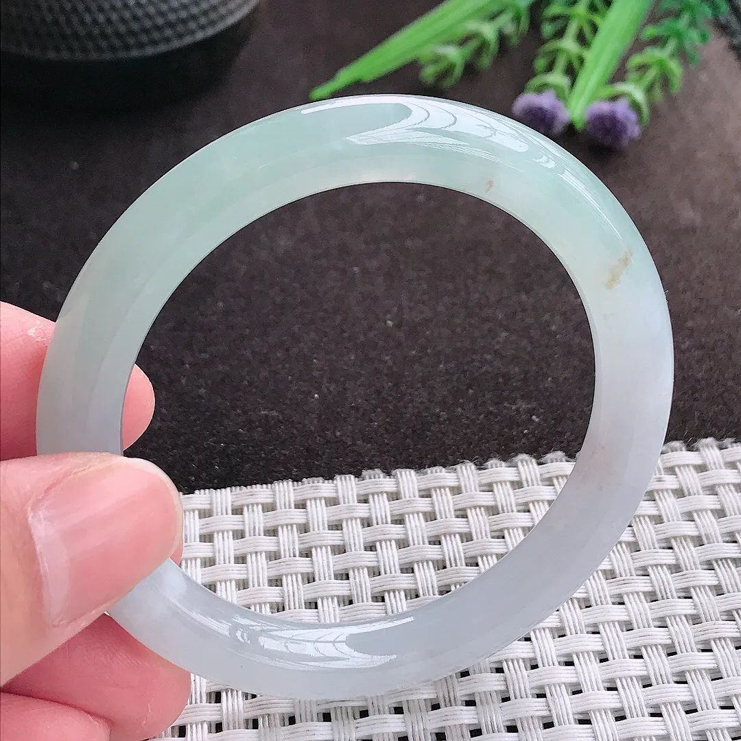 实拍A货翡翠52.5/8.3/8.6老坑冰胶水灵冰晴圆条手镯翡翠玉镯女款