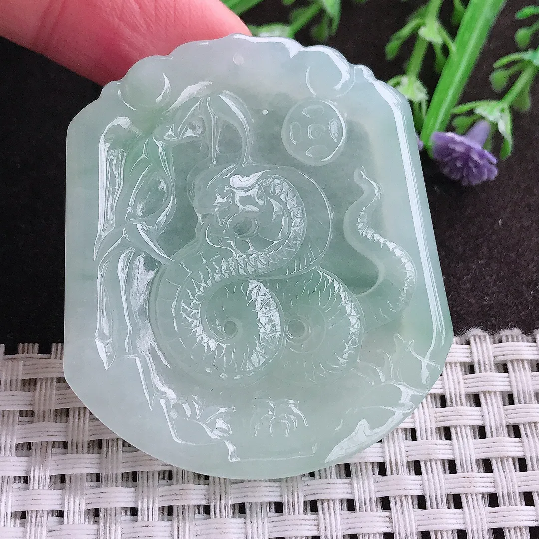 实拍A货翡翠50.8/45/5老坑冰胶水灵冰晴绿生肖蛇牌吊坠翡翠挂件