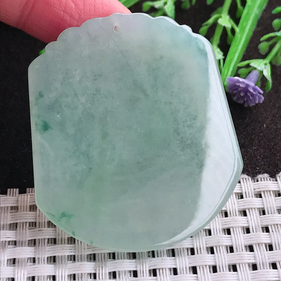 实拍A货翡翠49.8/44/5.3老坑冰胶水灵冰晴绿阿弥陀佛吊坠翡翠挂件