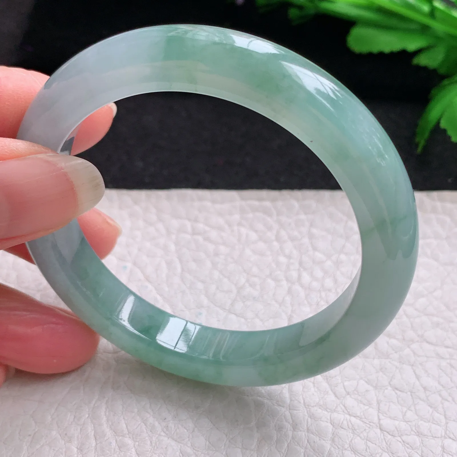 yh小圈口52.6*10*8平安镯 缅甸翡翠精美冰胶秀气宽边玉手镯 玉手环