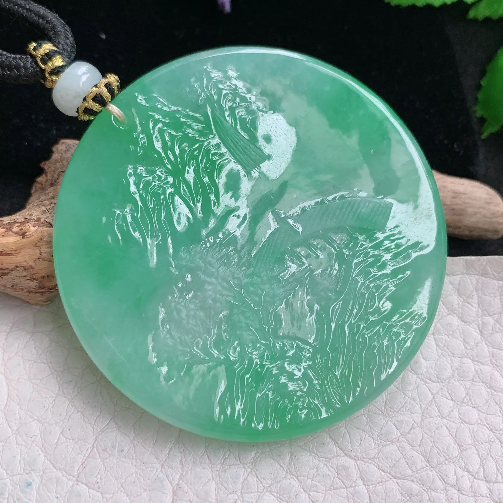 yl实拍53.3*5.3缅甸翡翠精雕阳绿山水 大好河山圆牌玉吊坠 玉挂坠