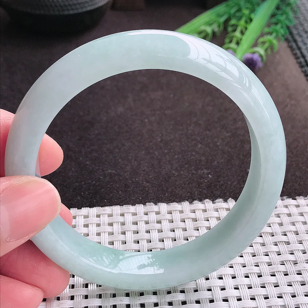 实拍A货翡翠60.5/12.6/8.5老坑冰润天空蓝手镯宽边翡翠玉镯女款