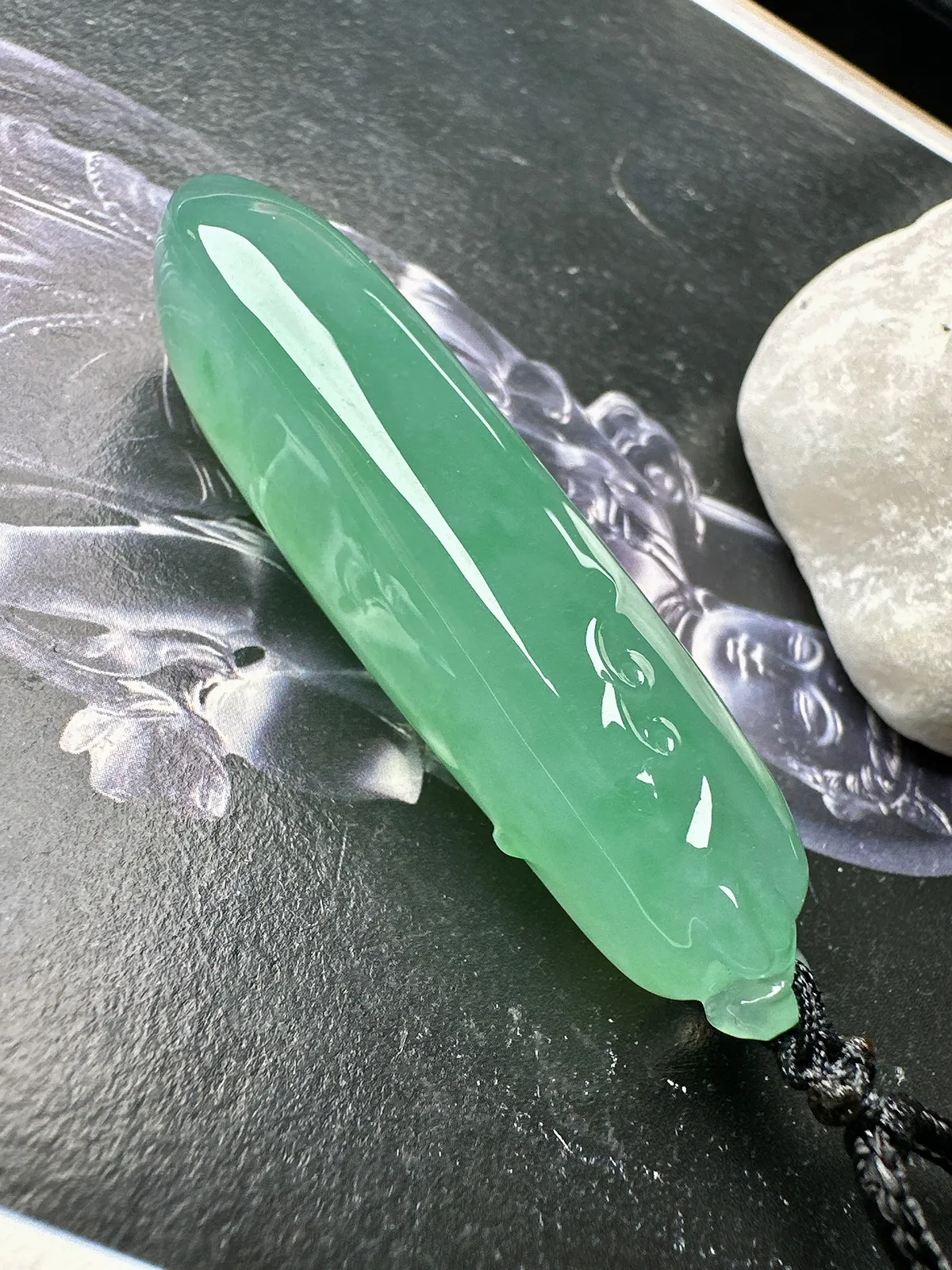 【冰种满绿大福瓜】质地冰润细腻，种老起光，收藏品质