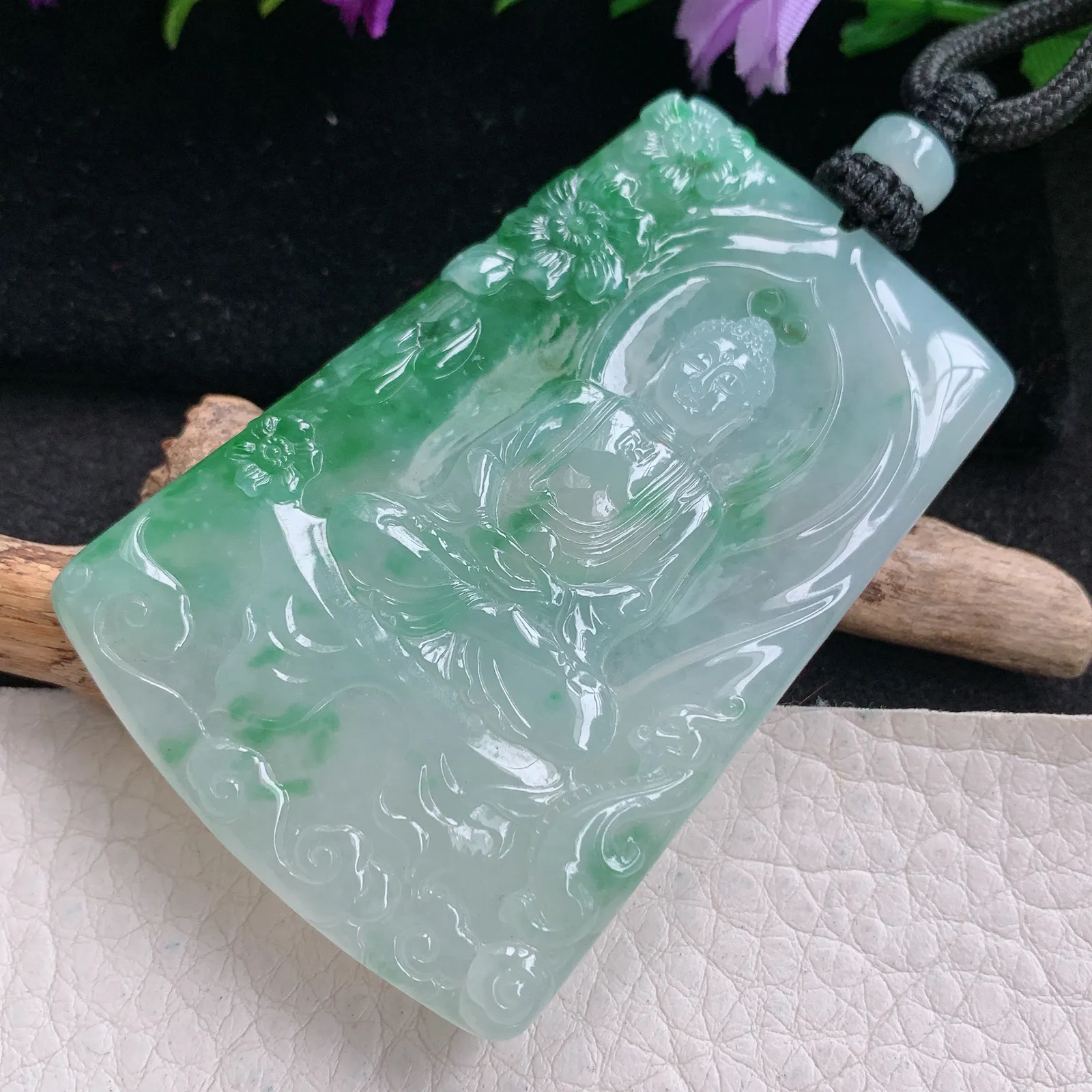 yl实拍63*43*6.5缅甸翡翠精雕冰飘绿花大日如来 花开见佛玉吊坠 玉挂坠