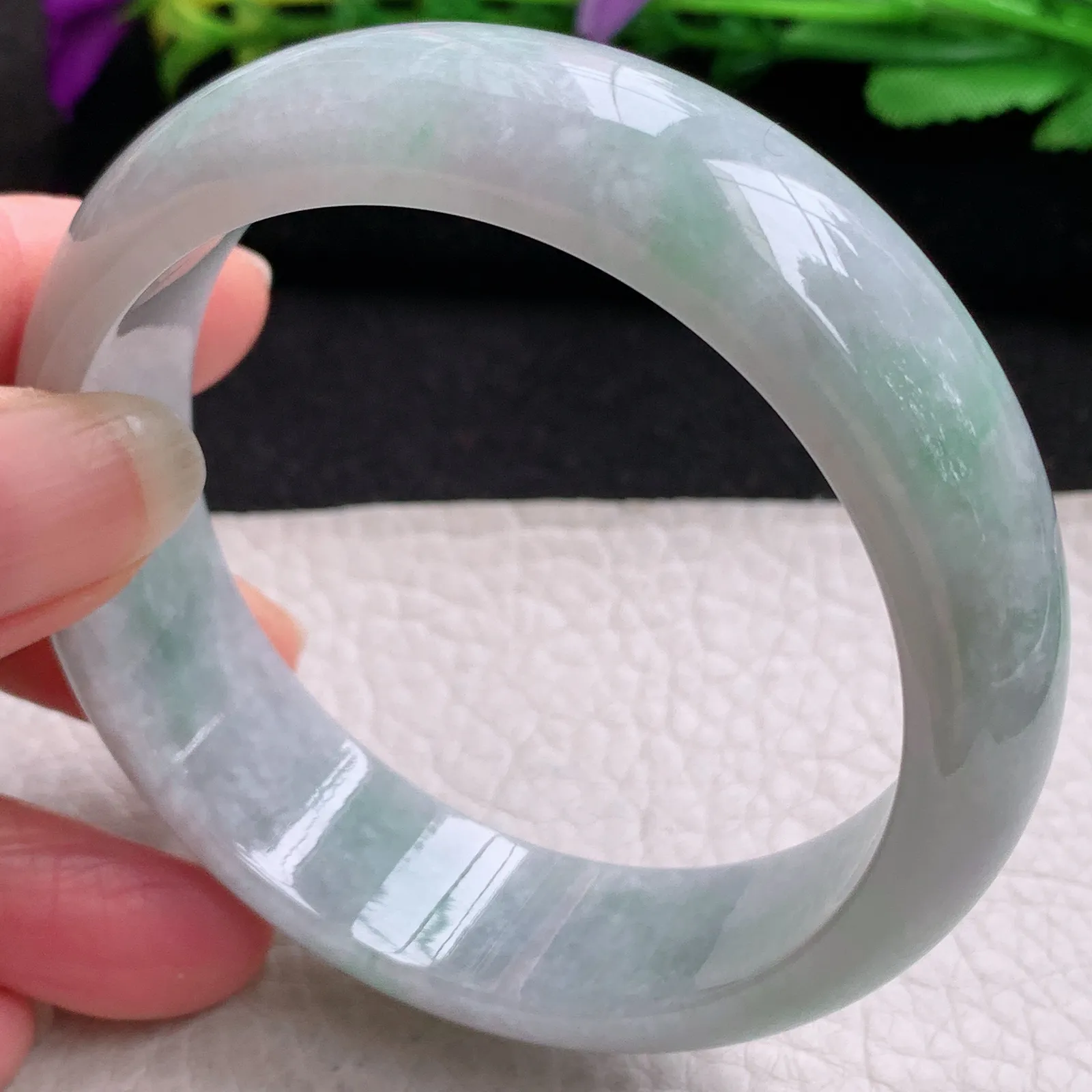 js实拍58.5*17.3*7.6轮胎镯 缅甸翡翠精美淡春带彩宽边玉手镯 玉手环