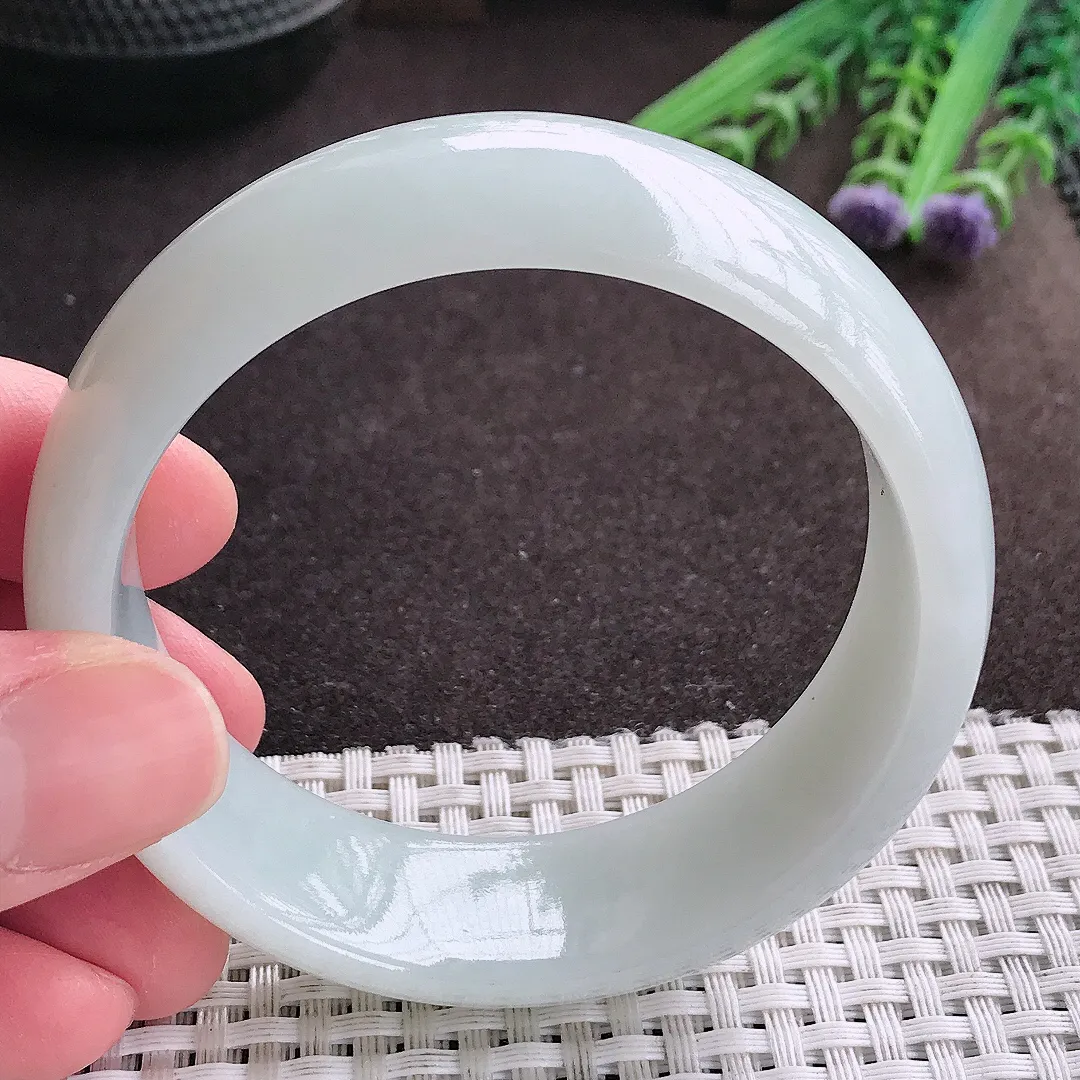 实拍A货翡翠57/19.8/7.6轮胎镯老坑秀气冰润手镯宽边翡翠玉镯女款