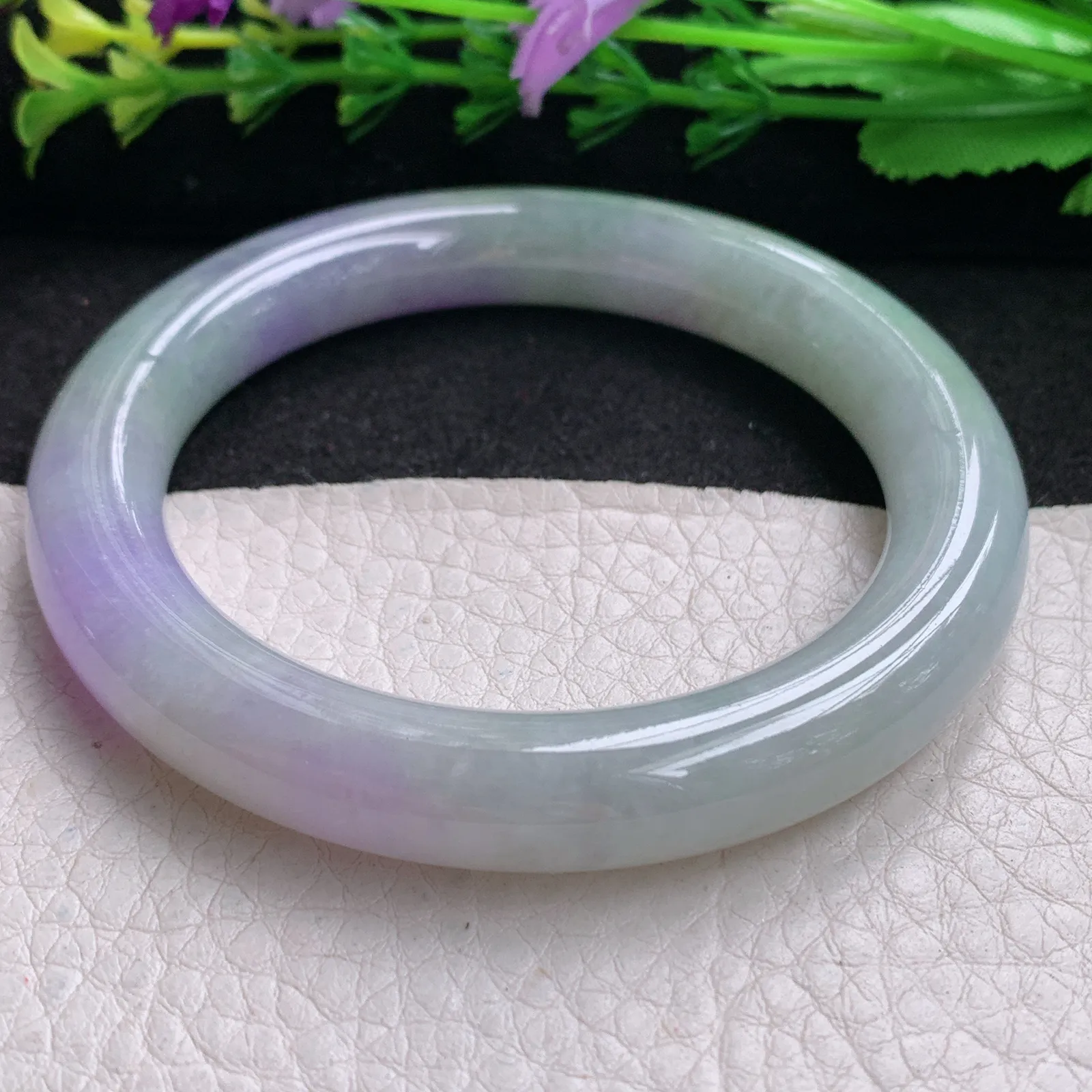 p实拍54*10美人镯 缅甸翡翠精美冰胶秀气春带彩圆条玉手镯 叮当镯