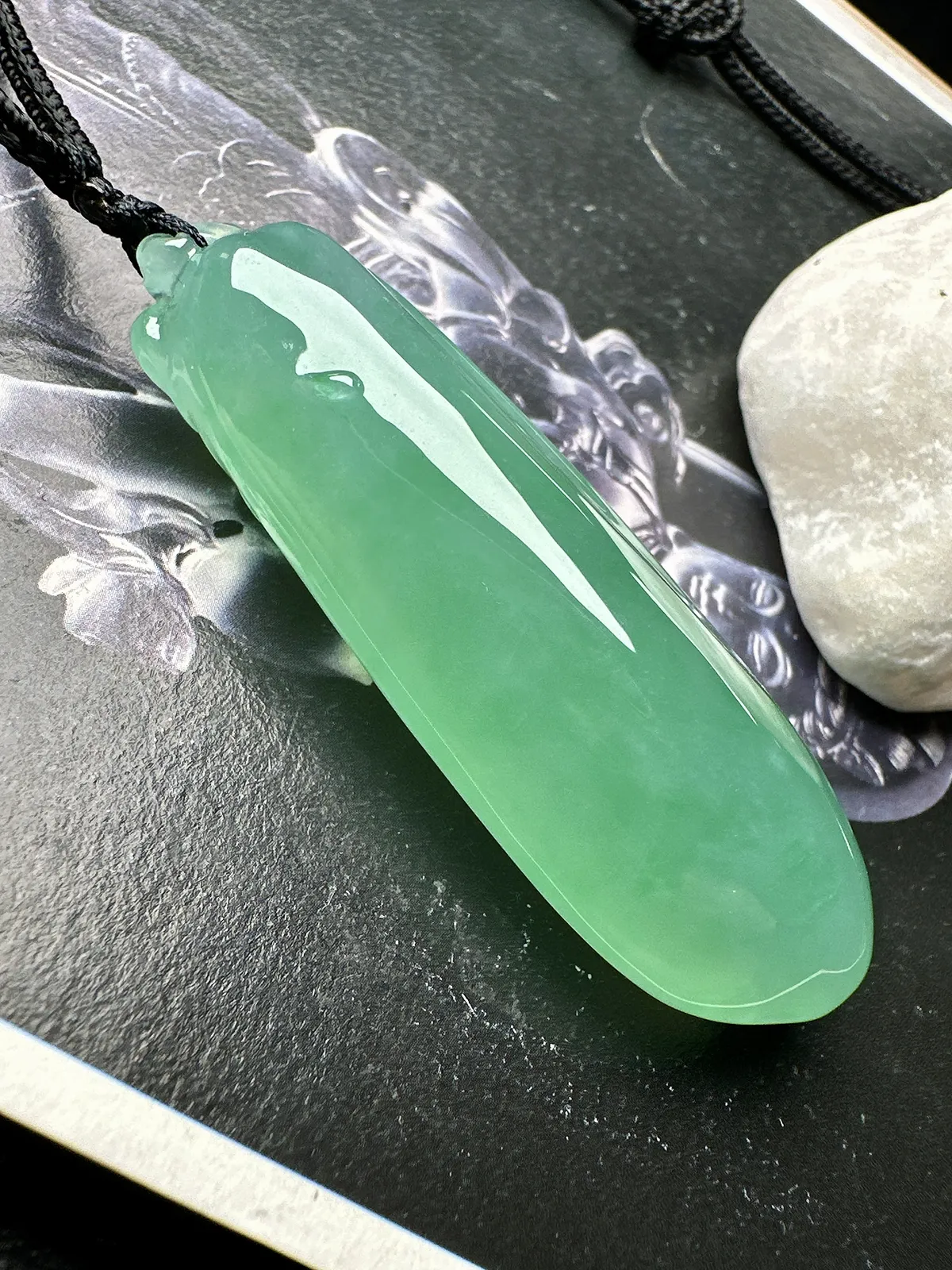 【冰种满绿大福瓜】质地冰润细腻，种老起光，收藏品质