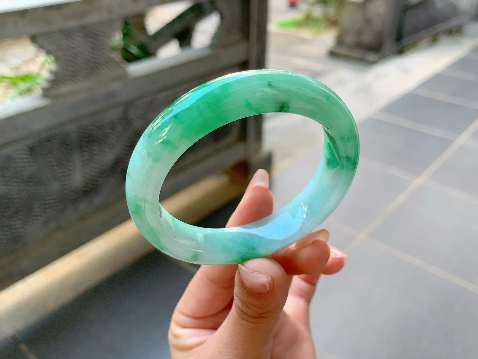 ｜55圈口
满圈飘色花，上手就是富贵的感觉，又抢眼又大气