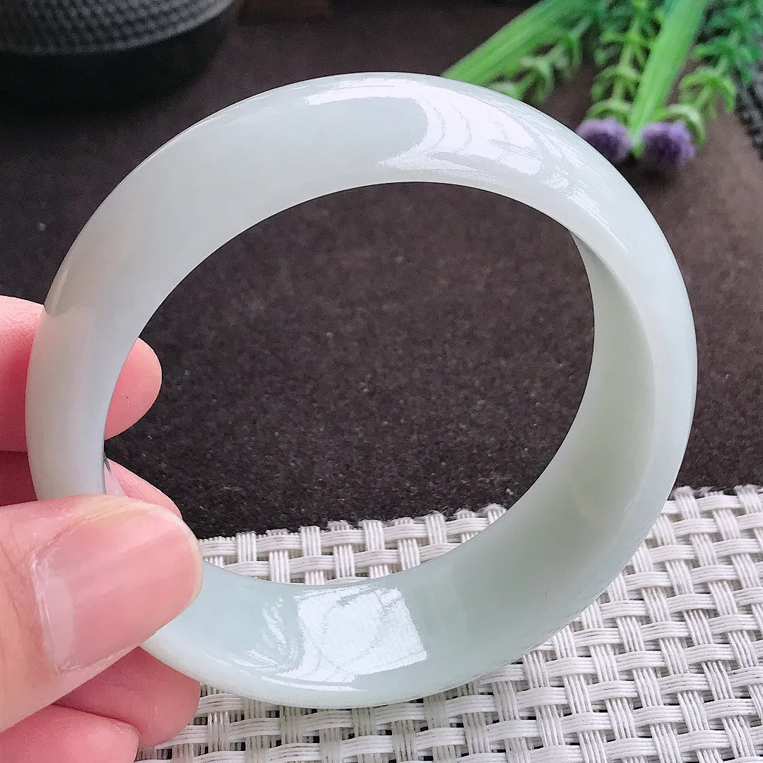 实拍A货翡翠57/19.8/7.6轮胎镯老坑秀气冰润手镯宽边翡翠玉镯女款