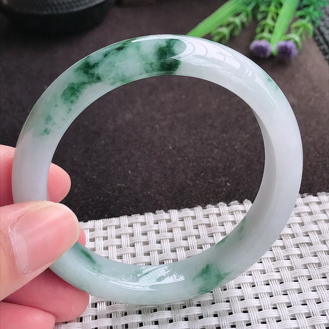 实拍A货翡翠58.5/11.8/8.5老坑精美冰润飘花手镯宽边翡翠玉镯女款