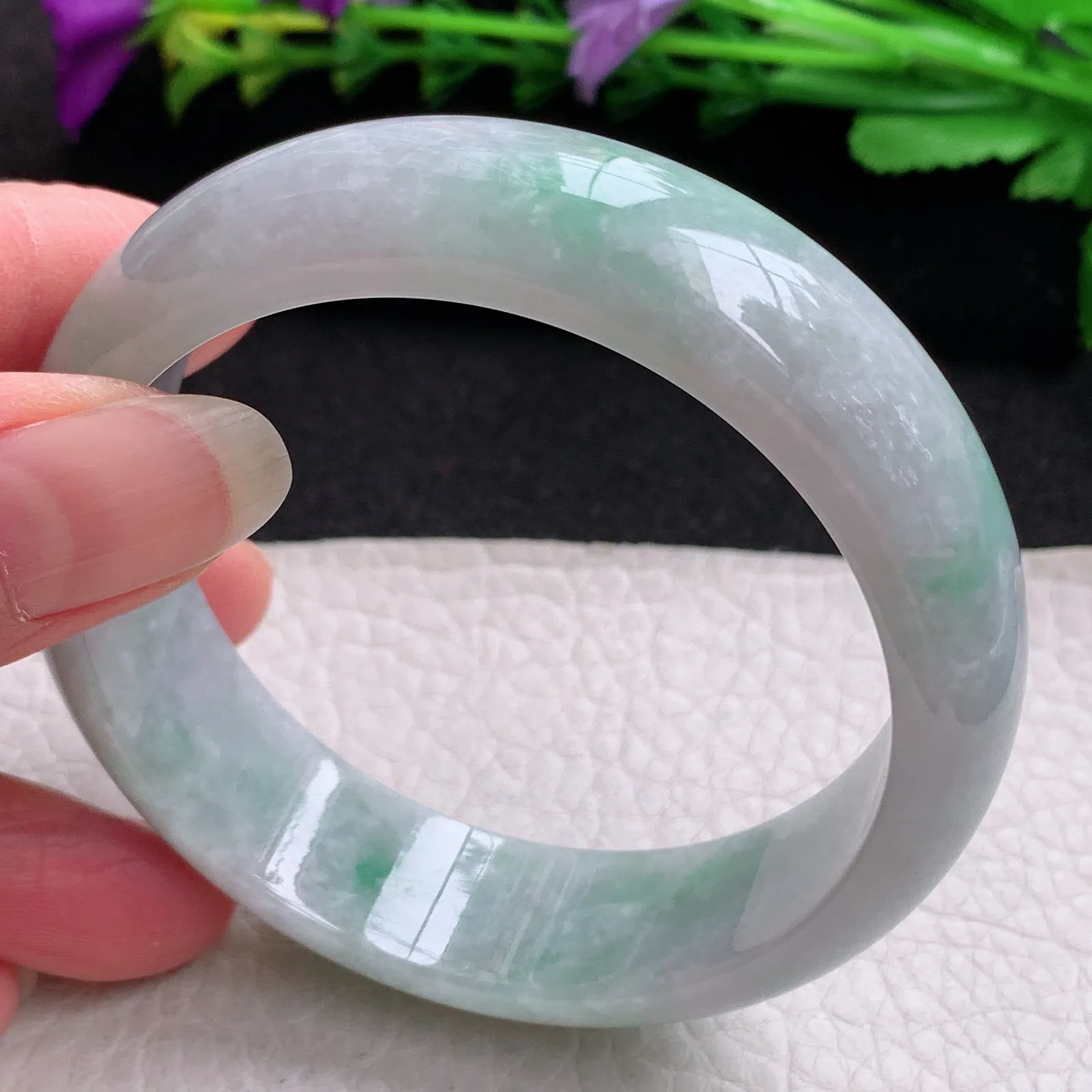 js实拍58.5*17.3*7.6轮胎镯 缅甸翡翠精美淡春带彩宽边玉手镯 玉手环