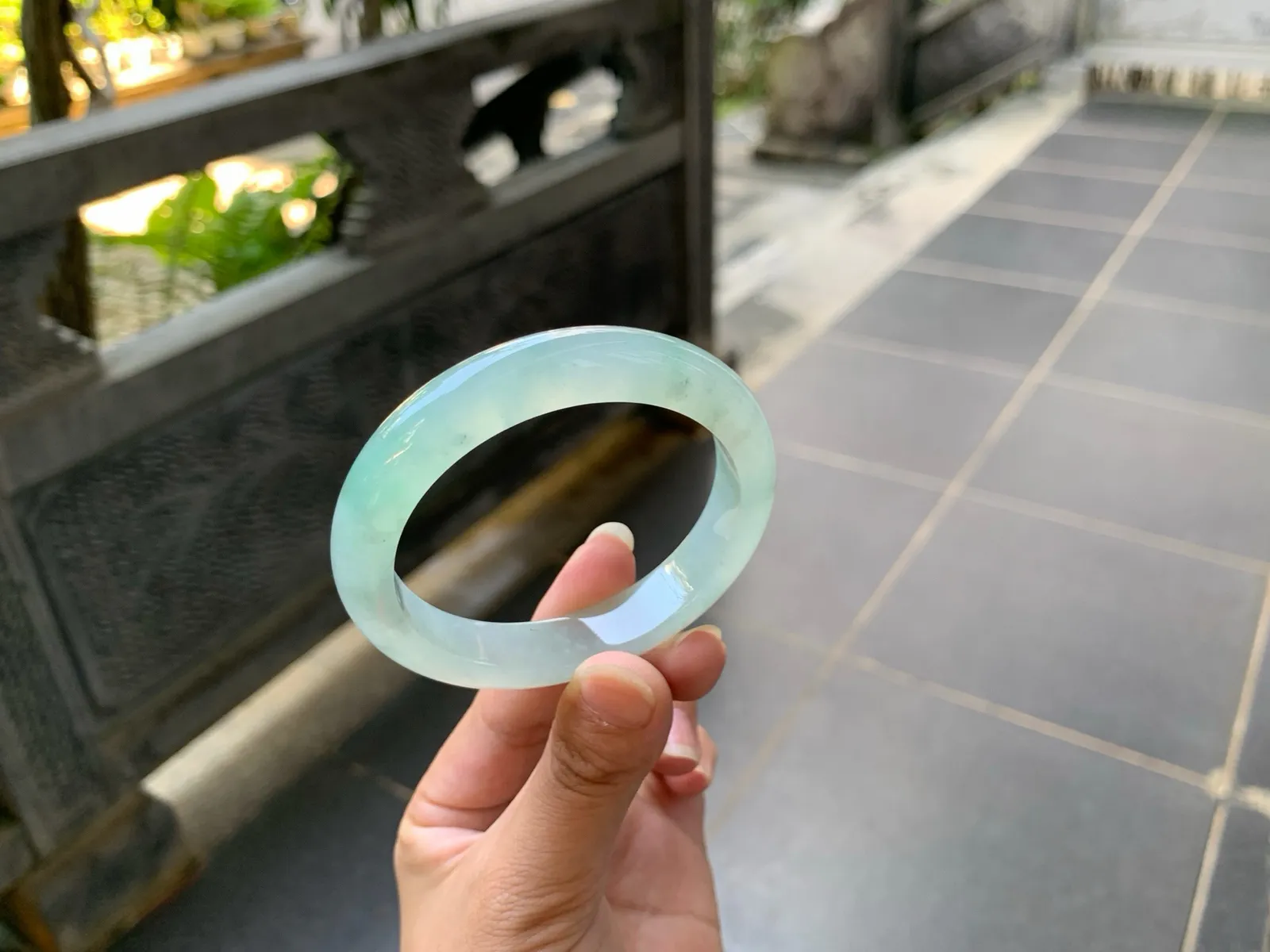 ｜53圈口
冰晴款，种水超级好，冰润起胶，有点矿点不影响佩戴，超级有性价比，