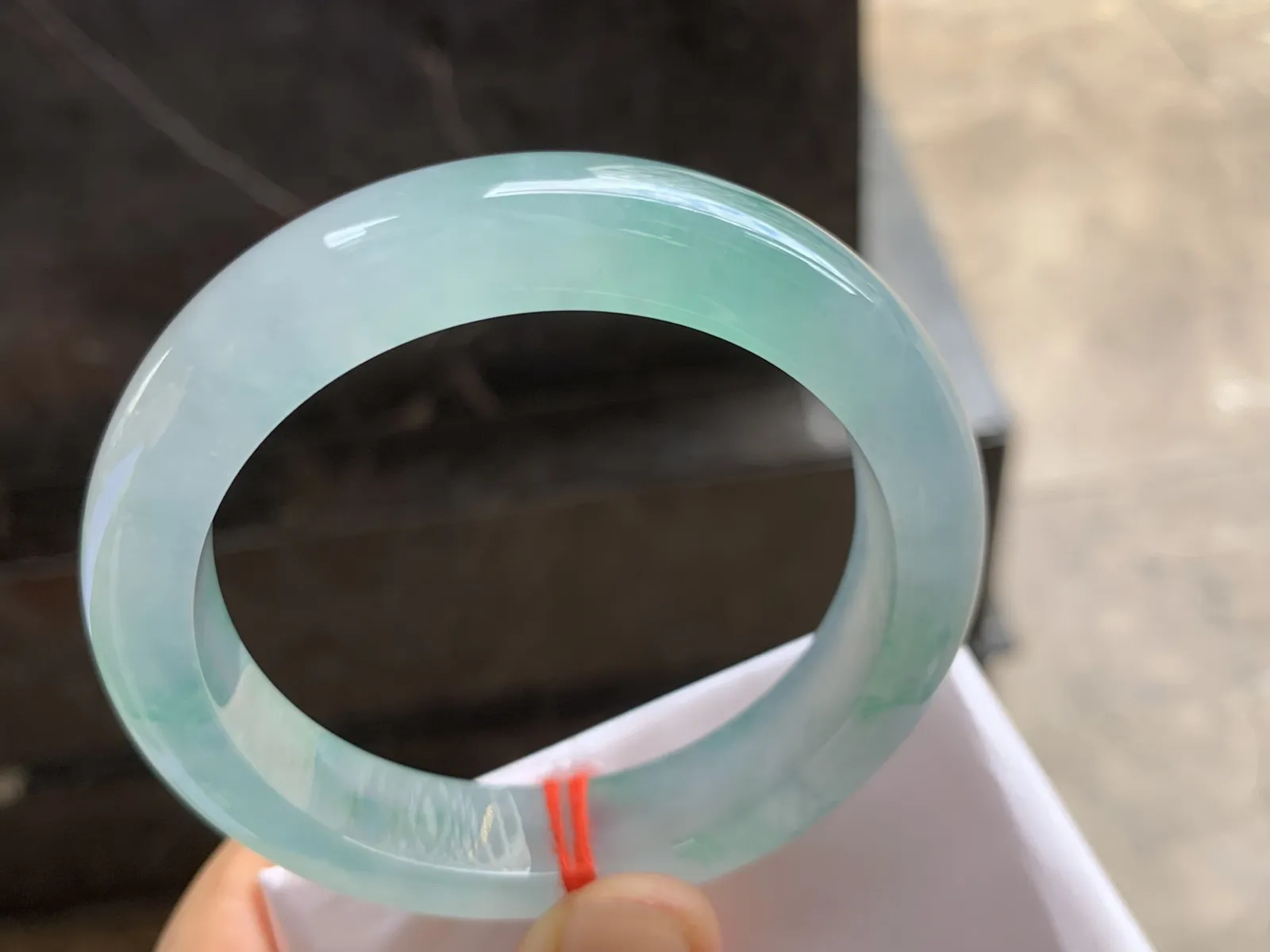 57.5-13-9.5mm
冰种带色手镯 有种有色