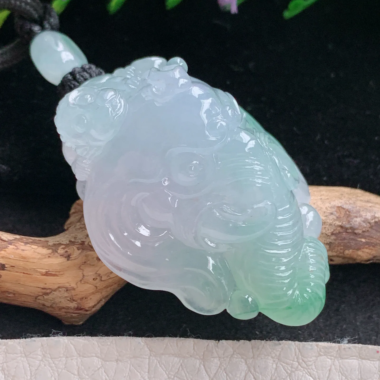 yl实拍45*34*21.8缅甸翡翠精雕冰胶封候拜相 官运亨通玉吊坠 玉挂坠