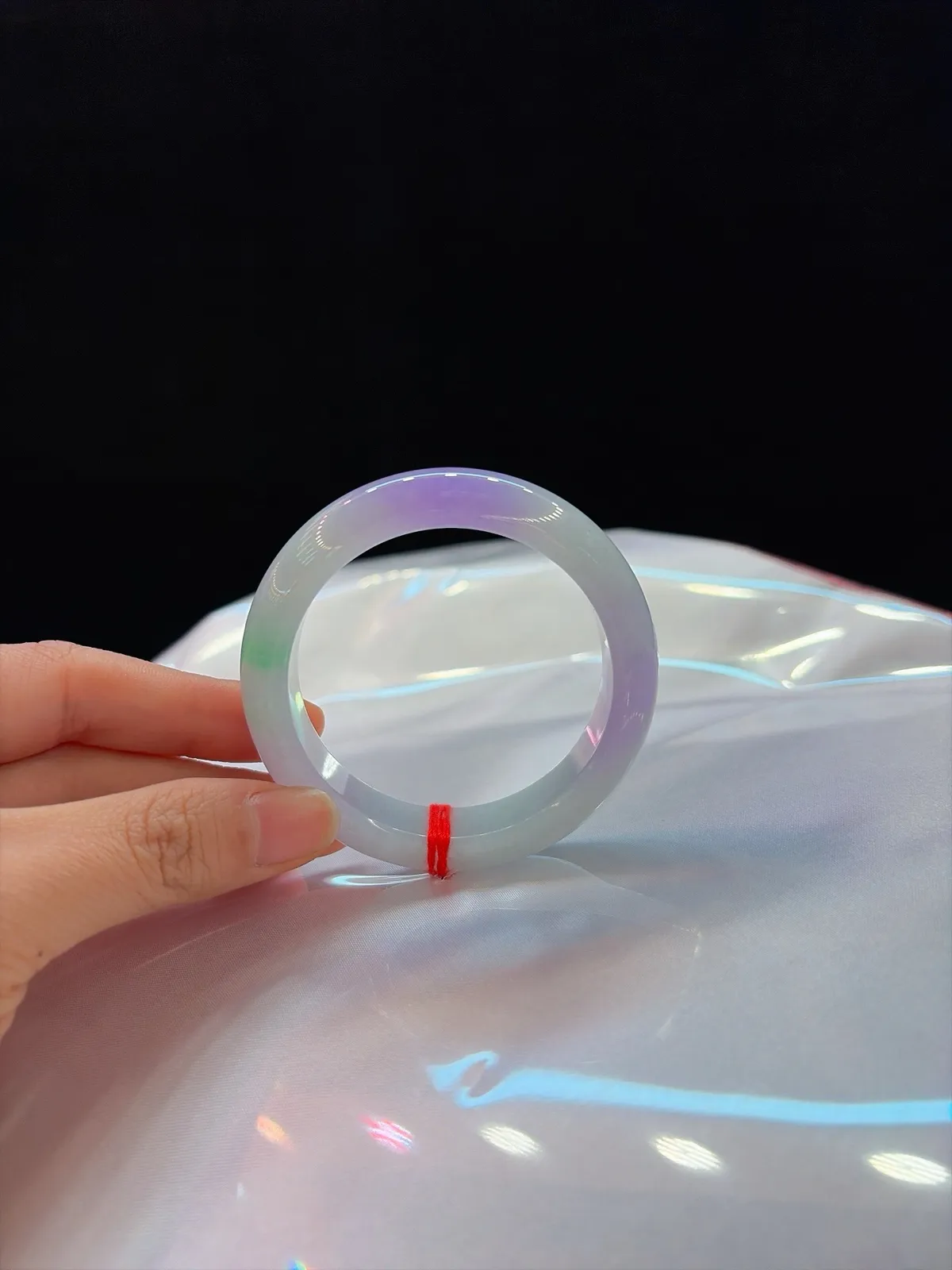 ｜51圈口
【浓春彩·娇艳款】
“春彩浓艳锁清辉，底妆细腻见真章，小圈口的心动之选”
——艳而不妖