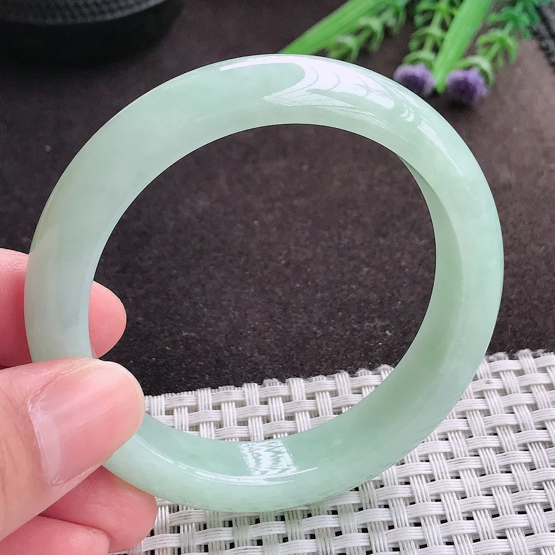 实拍A货翡翠55/12.6/8.5老坑冰润水灵冰晴绿满绿手镯宽边翡翠玉镯女款