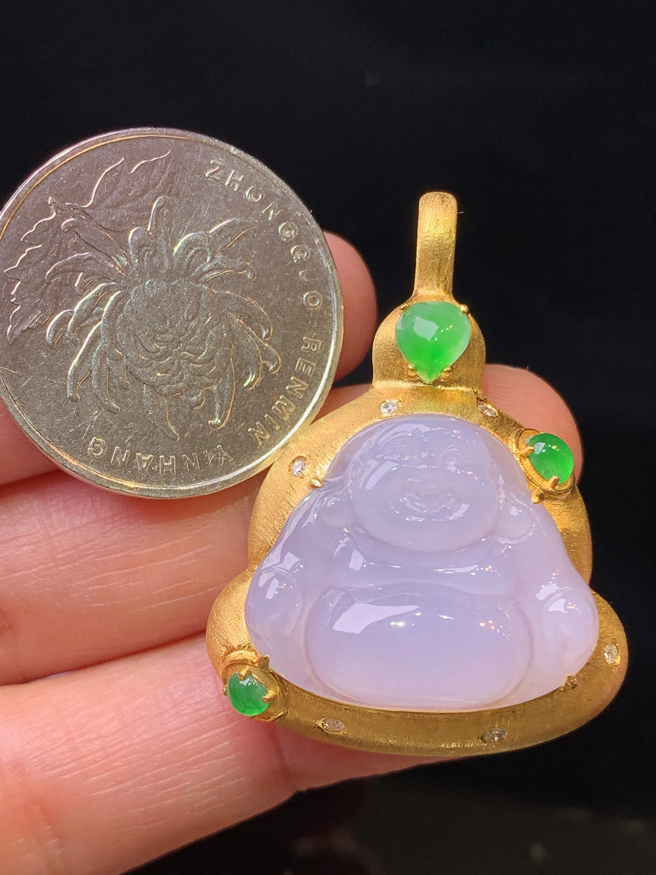 18k金钻镶嵌淡紫罗兰佛公吊坠 玉质细腻 色泽清新艳丽 整体尺寸37.7*27.6*12