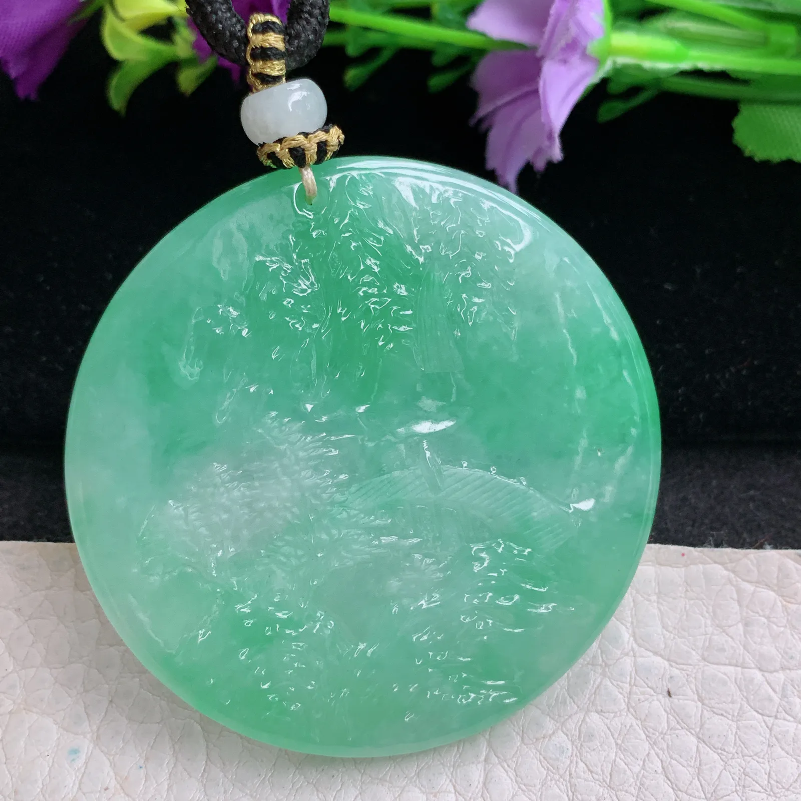 yl实拍53.3*5.3缅甸翡翠精雕阳绿山水 大好河山圆牌玉吊坠 玉挂坠