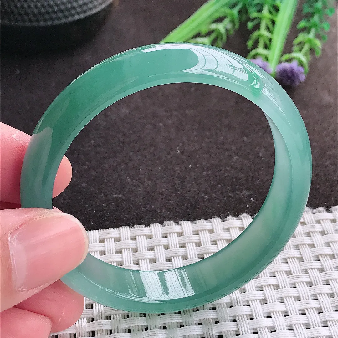 实拍A货翡翠52/12.7/6.4老坑冰胶果冻冰纯天空蓝韵手镯宽边翡翠玉镯女款