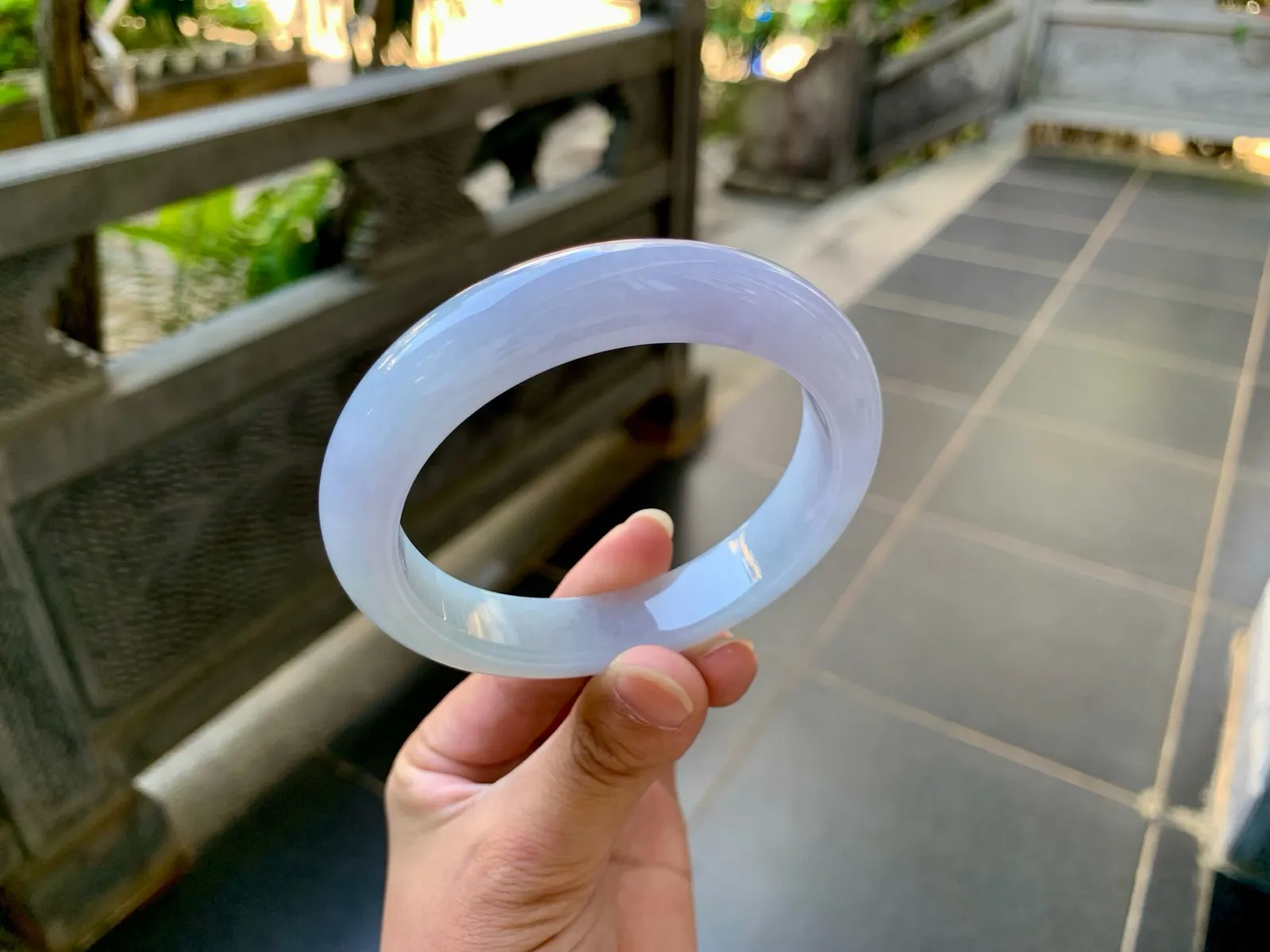 ｜61圈口
满春，大圈口，颜色很漂亮，端庄大气上档次，底妆匀称，气质