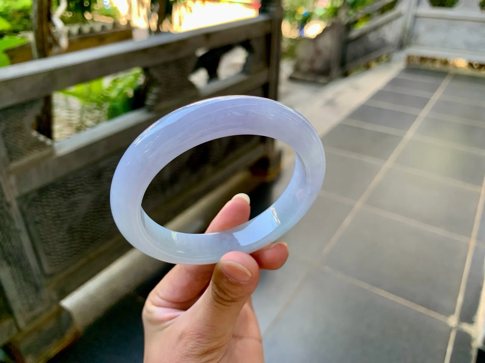 ｜61圈口
满春，大圈口，颜色很漂亮，端庄大气上档次，底妆匀称，气质