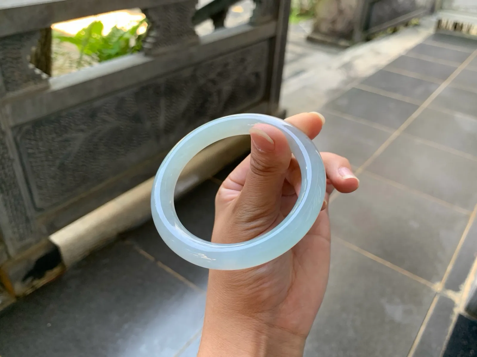 ｜57圈口
冰蓝晴福镯，条粗:10，冰润细腻，性价比贼高，饱满圆润，端庄大气