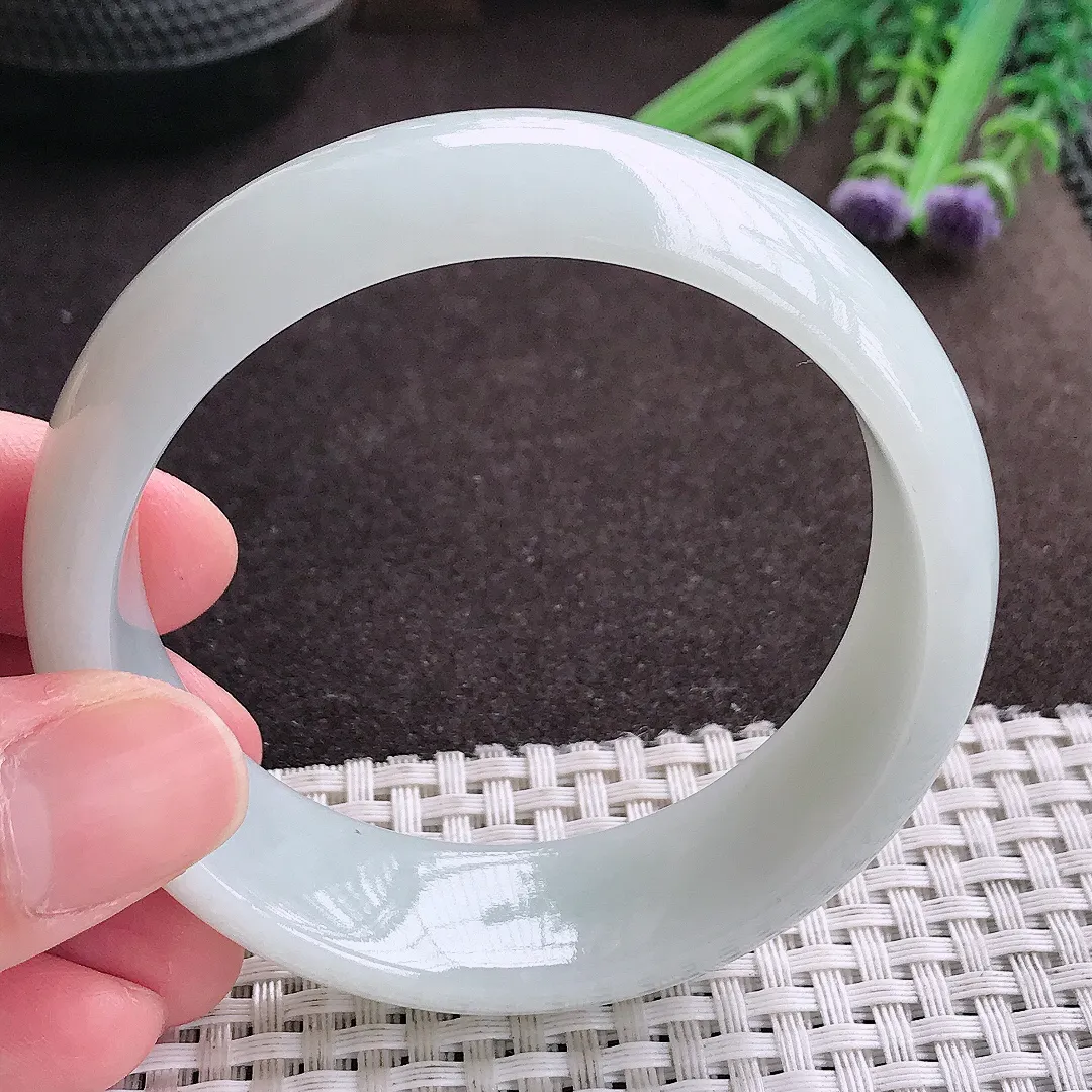 实拍A货翡翠57/19.8/7.6轮胎镯老坑秀气冰润手镯宽边翡翠玉镯女款