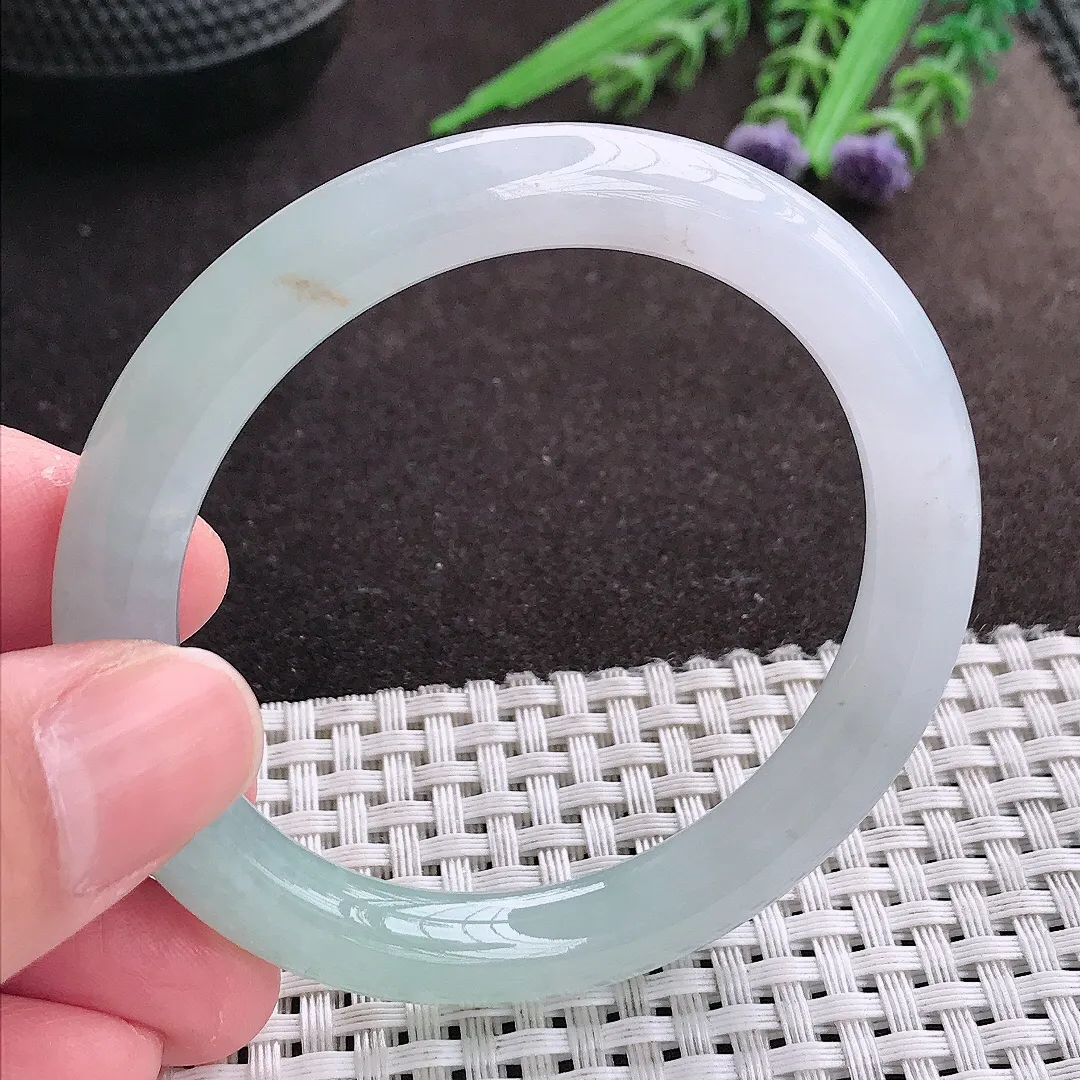 实拍A货翡翠52.5/8.3/8.6老坑冰胶水灵冰晴圆条手镯翡翠玉镯女款