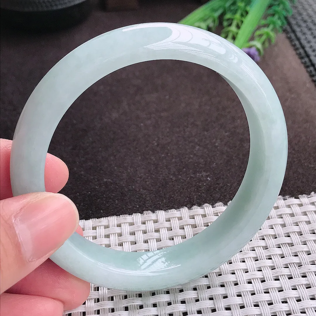 实拍A货翡翠60.5/12.6/8.5老坑冰润天空蓝手镯宽边翡翠玉镯女款