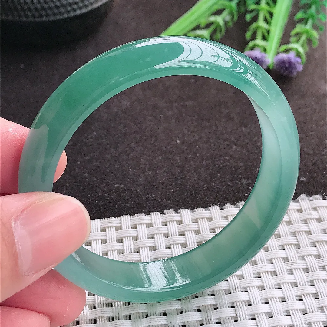 实拍A货翡翠52/12.7/6.4老坑冰胶果冻冰纯天空蓝韵手镯宽边翡翠玉镯女款