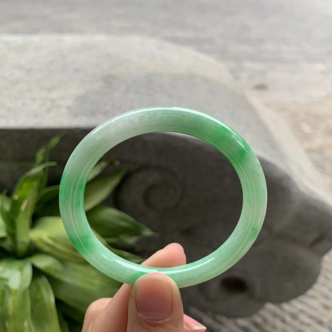 小圈口52.4-6.8 【飘绿圆条手镯】圆条52 53可戴