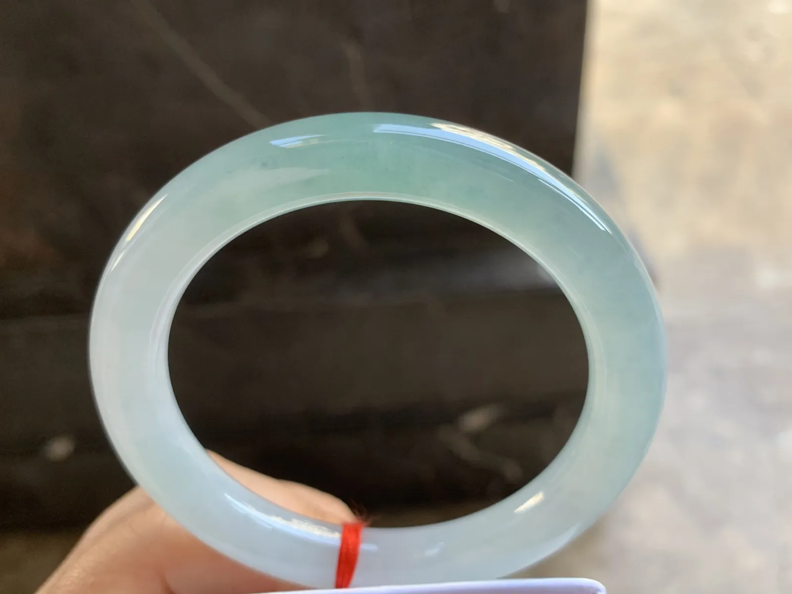 57-10mm
冰种晴水圆条手镯 冰透莹润