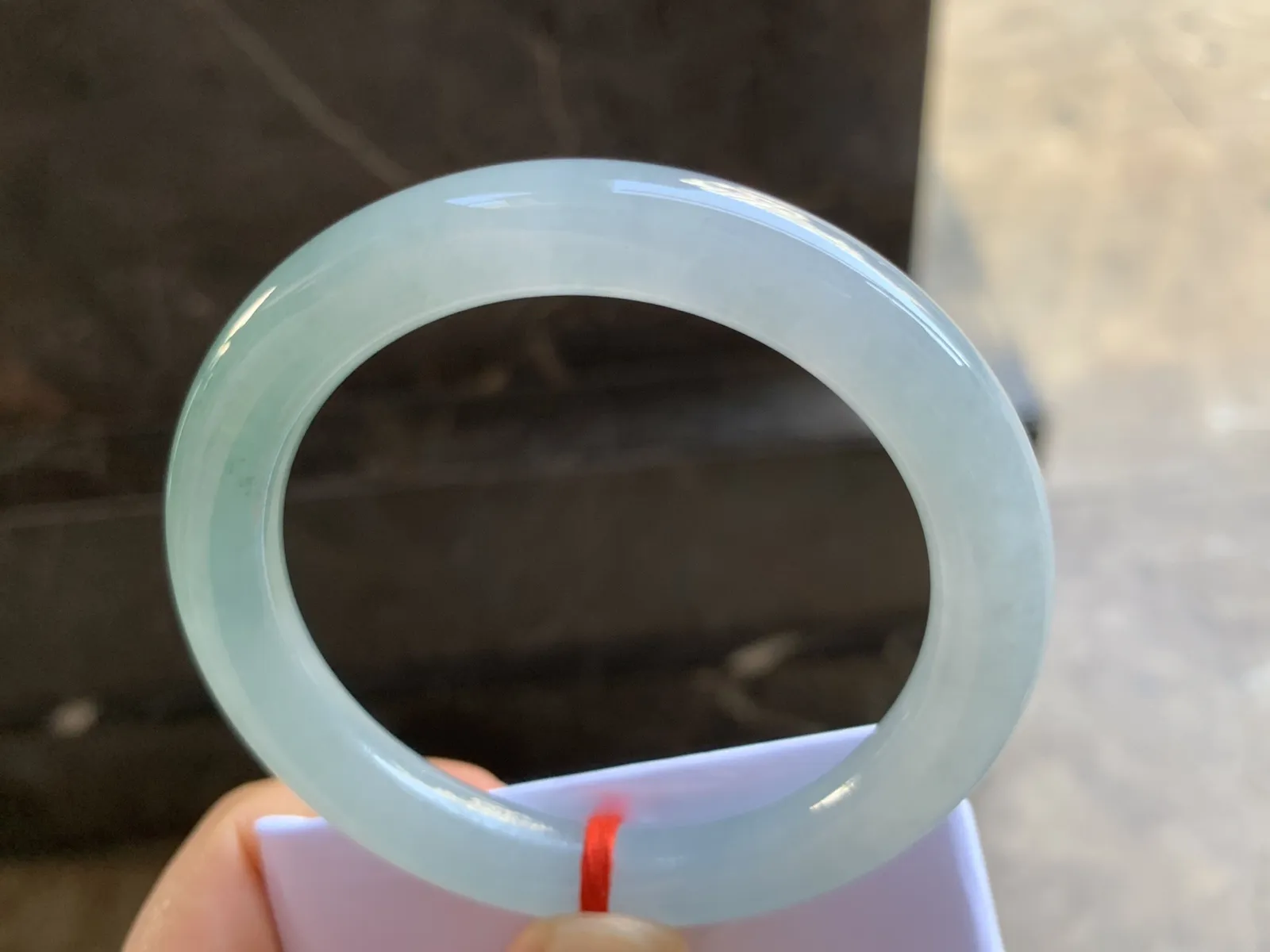 57-10mm
冰种晴水圆条手镯 冰透莹润