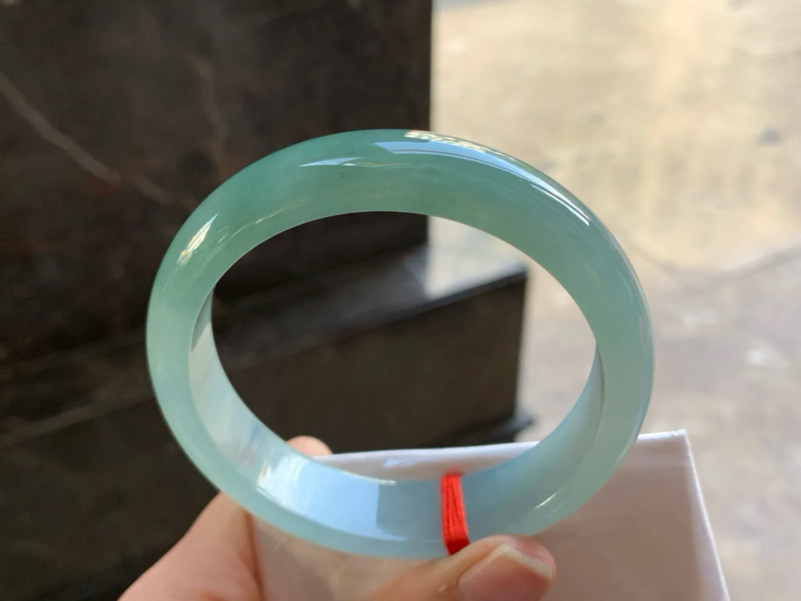 59-15-7.8
冰蓝花宽版手镯^_^起光 鲜艳 完美