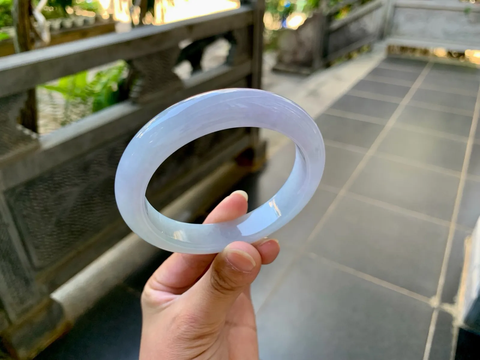 ｜61圈口
满春，大圈口，颜色很漂亮，端庄大气上档次，底妆匀称，