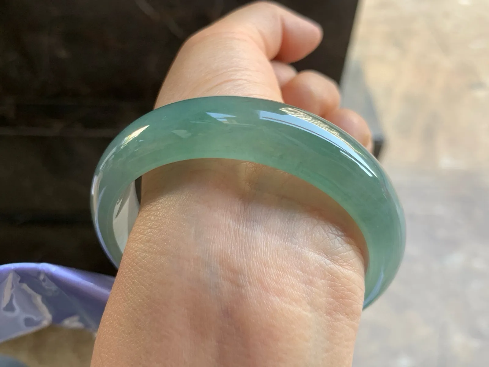 58.5-15.7-7.8mm冰种带底色宽版手镯 冰透莹润 宽版大气