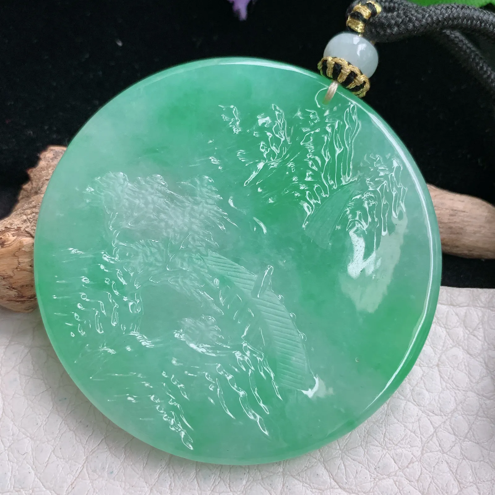 yl实拍53.3*5.3缅甸翡翠精雕阳绿山水 大好河山圆牌玉吊坠 玉挂坠
